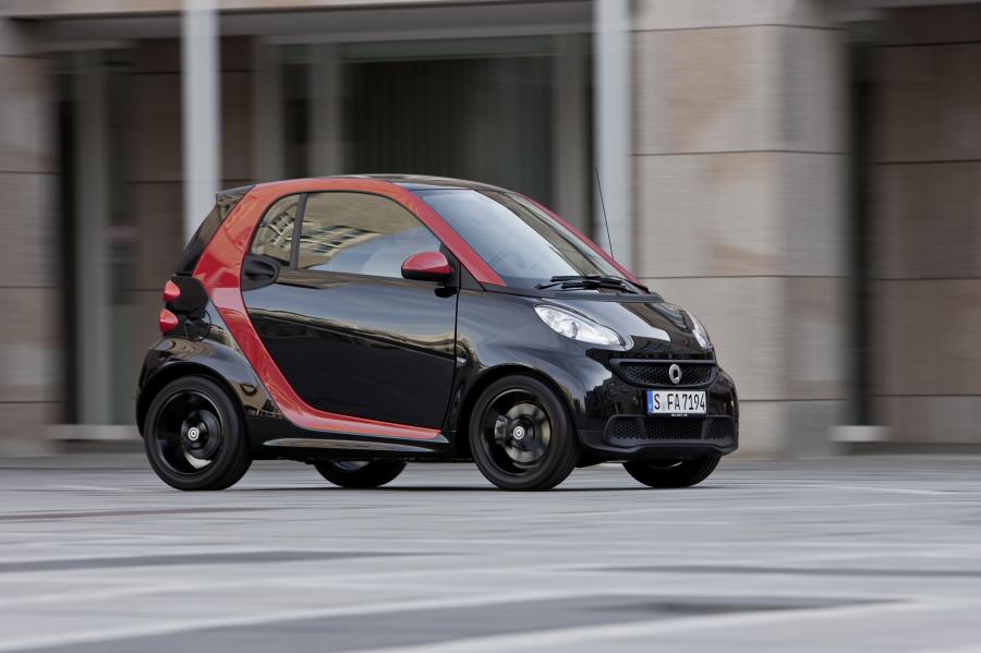  Smart ForTwo Sharpred 2012 года  (фото 7 из 9)